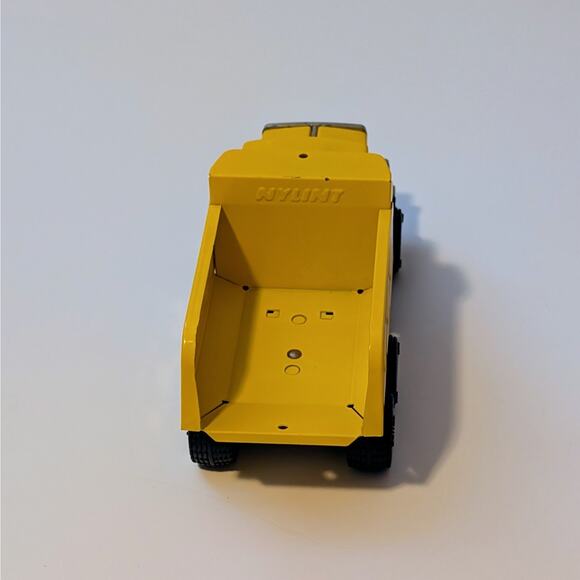 Vintage Metal Nylint Yellow Dump Truck 8" Dongkook Korea Rockford IL USA - Picture 4 of 10